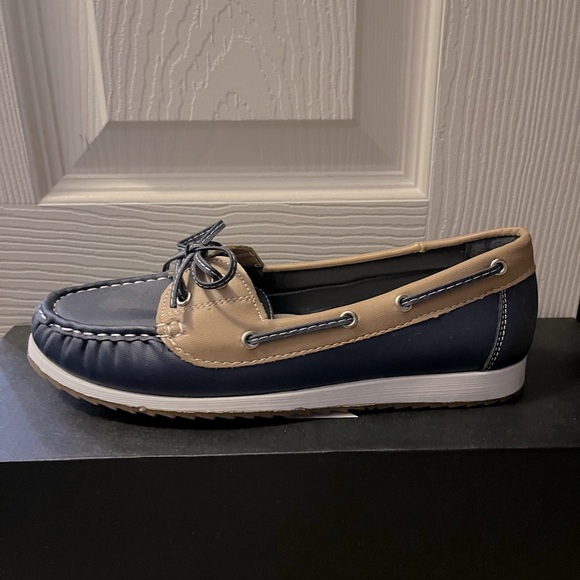 Chili Pepper Sandals - Picture 2 of 4